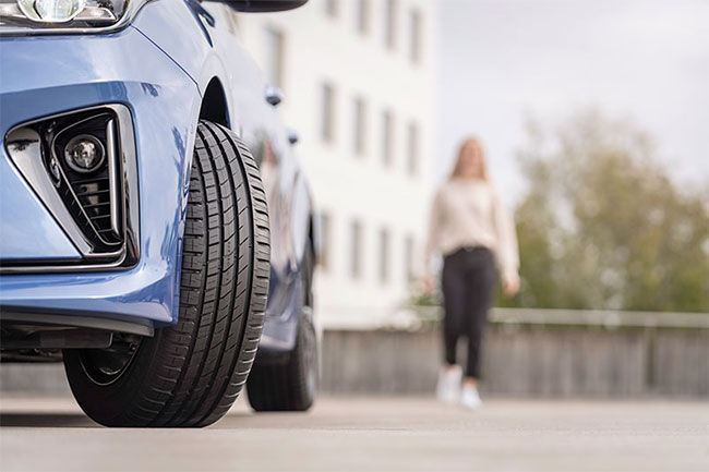 колесо машины