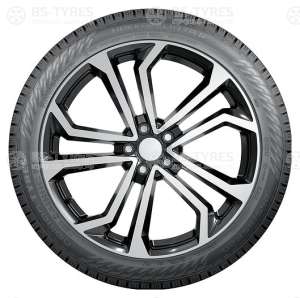 Nokian Tyres Hakkapeliitta R5 215/60 R17 100R
